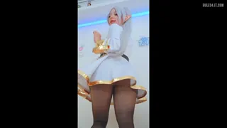 Frieren showing her "ancient magic" by me excat17