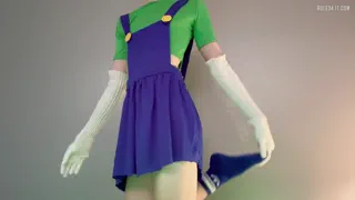 Let's play mariokart &amp; loser has to sniff my sweaty socks [u/Josh02c]