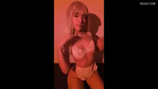 Sexy maid by Venom (Elowynne_)